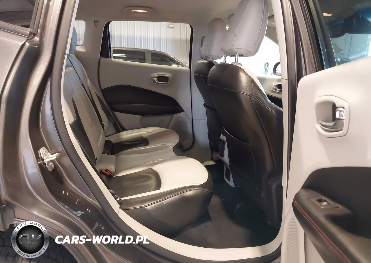 2020 Jeep Compass Limited 4X4 VIN:3C4NJDCBXLT193773 - 8