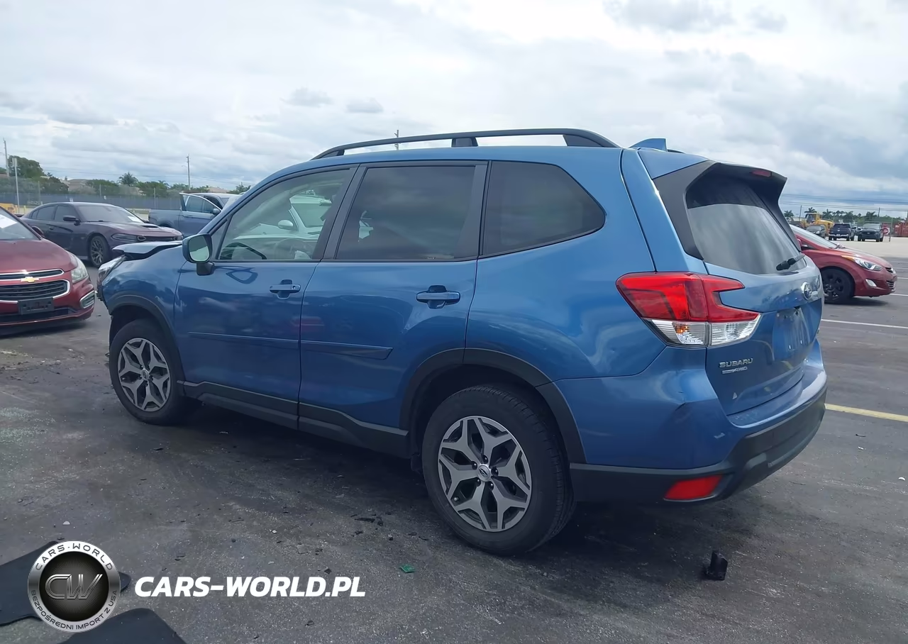 2021 Subaru Forester Premium VIN:JF2SKAFC5MH458443 - 3