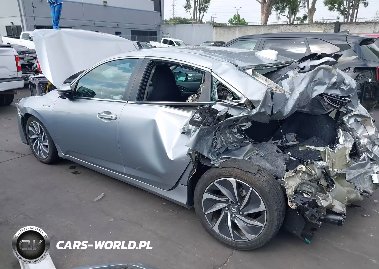 2020 Honda Insight Touring VIN:19XZE4F97LE004712 - 3