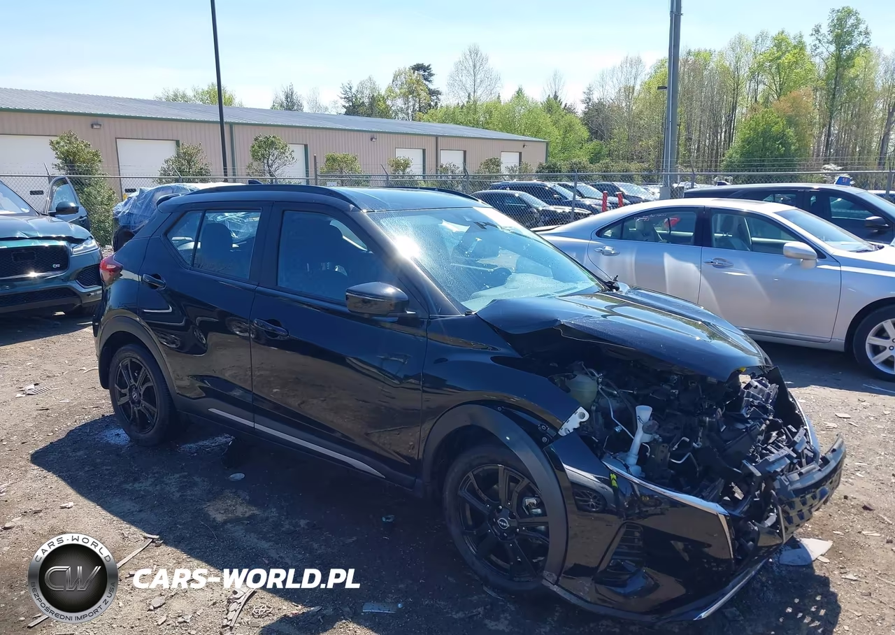 2022 Nissan Kicks Sr Xtronic Cvt