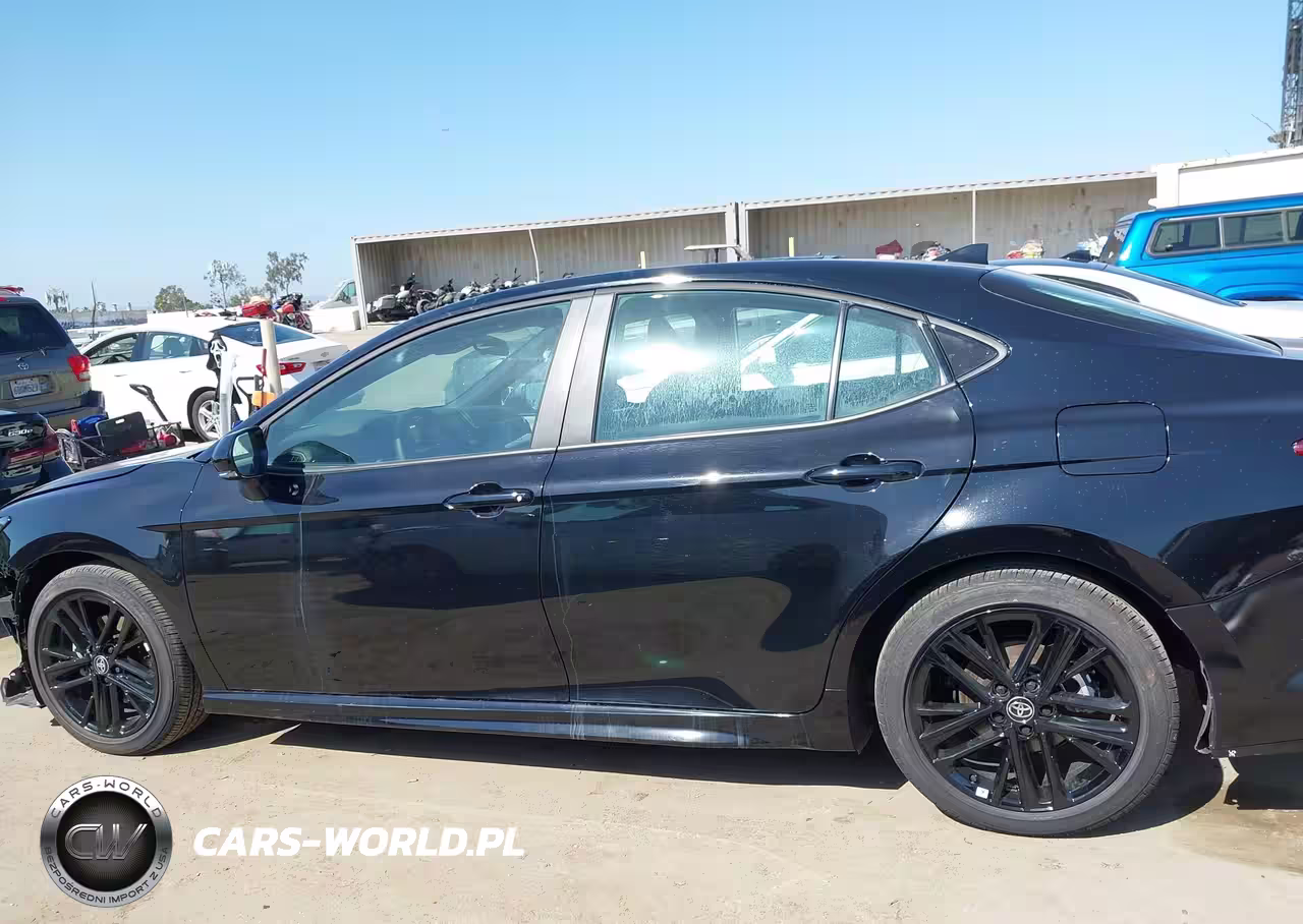 2026 Toyota Camry VIN:4T1DAACK5TU246830 - 14