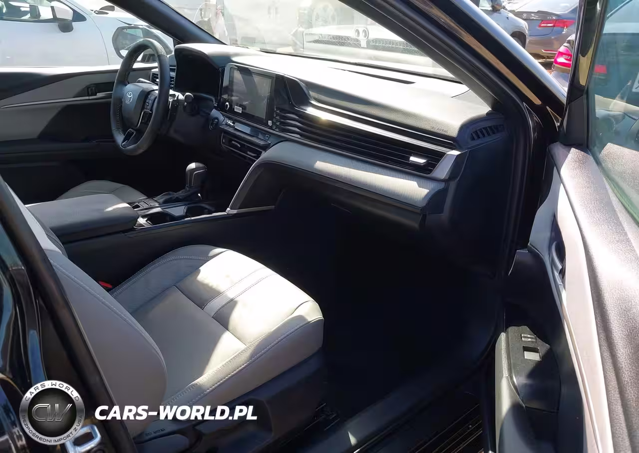 2026 Toyota Camry VIN:4T1DAACK5TU246830 - 5