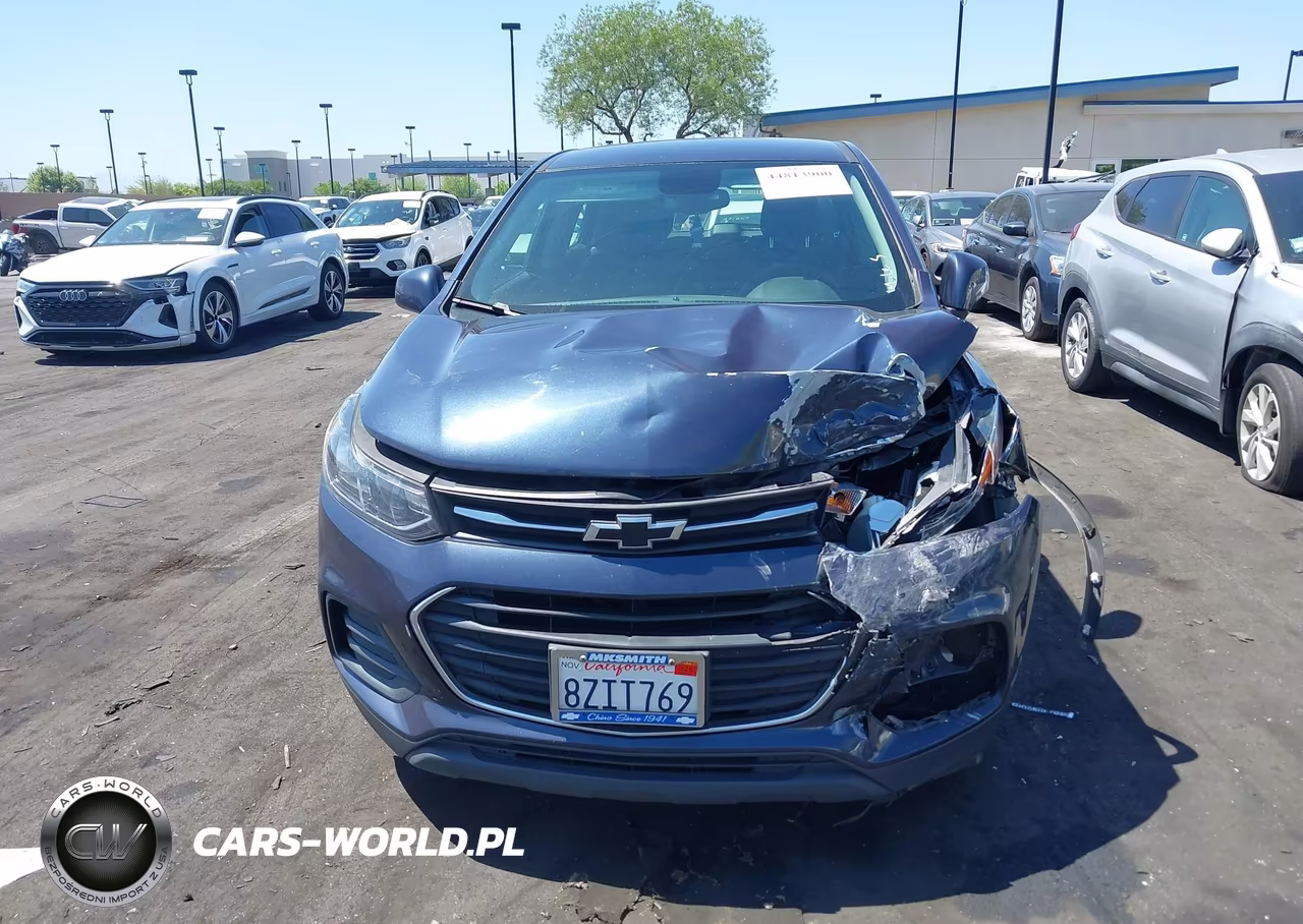 2019 Chevrolet Trax Ls VIN:3GNCJKSB6KL203721 - 12