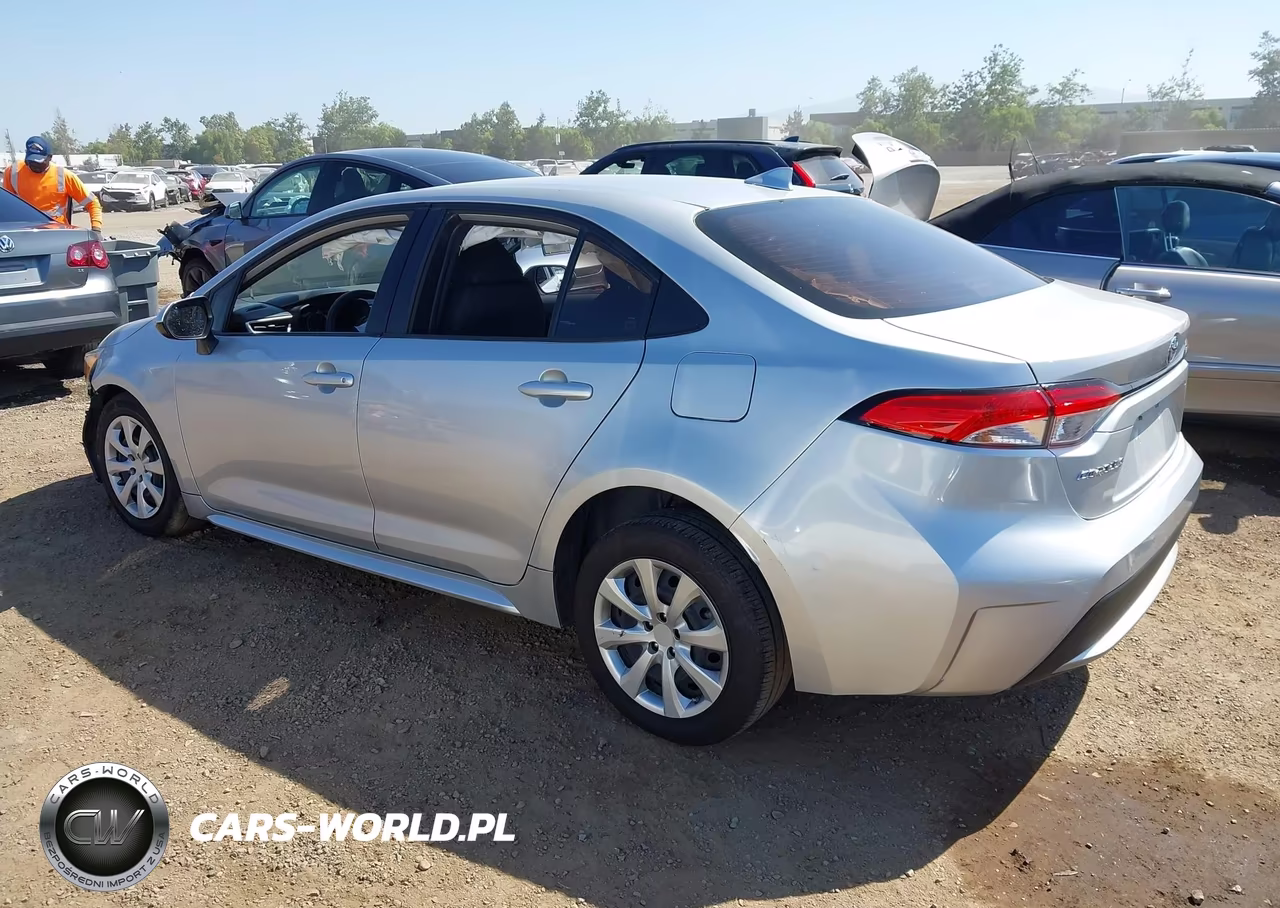 2020 Toyota Corolla Le VIN:JTDEPRAE4LJ038703 - 3