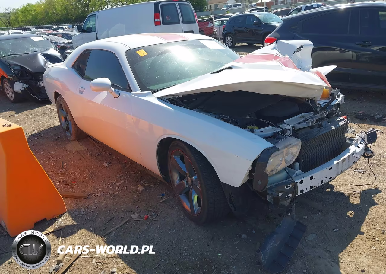2014 Dodge Challenger Sxt – zdjęcie 1 z 17