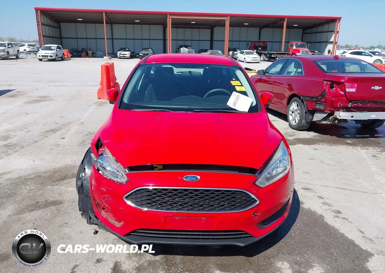 2016 Ford Focus Se VIN:1FADP3K22GL281794 - 12