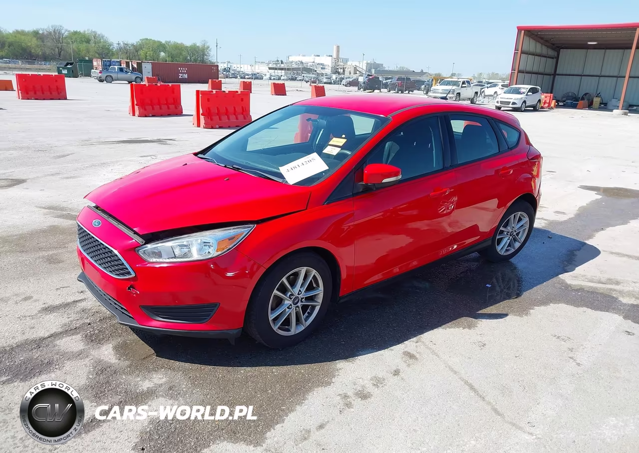 2016 Ford Focus Se VIN:1FADP3K22GL281794 - 2