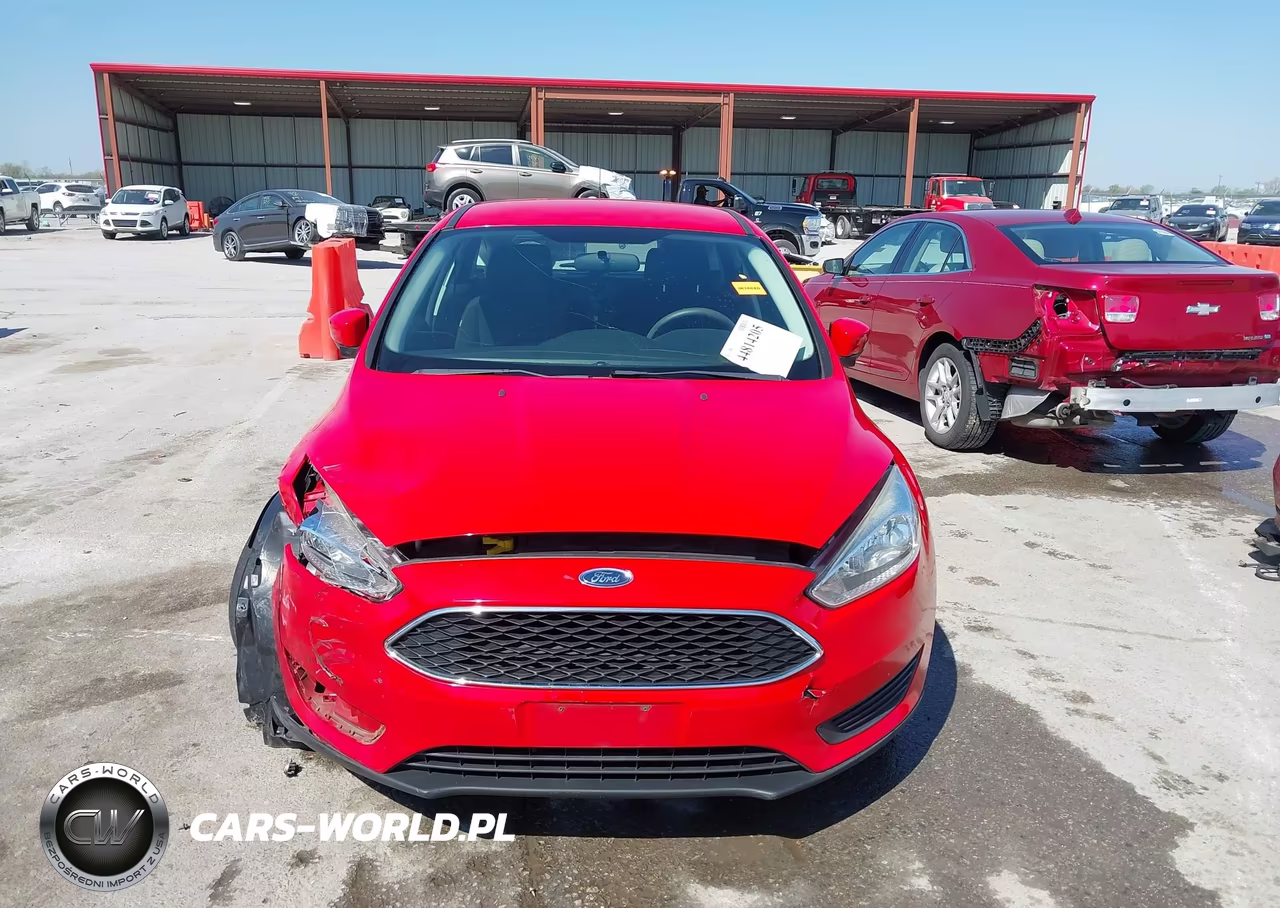 2016 Ford Focus Se VIN:1FADP3K22GL281794 - 6