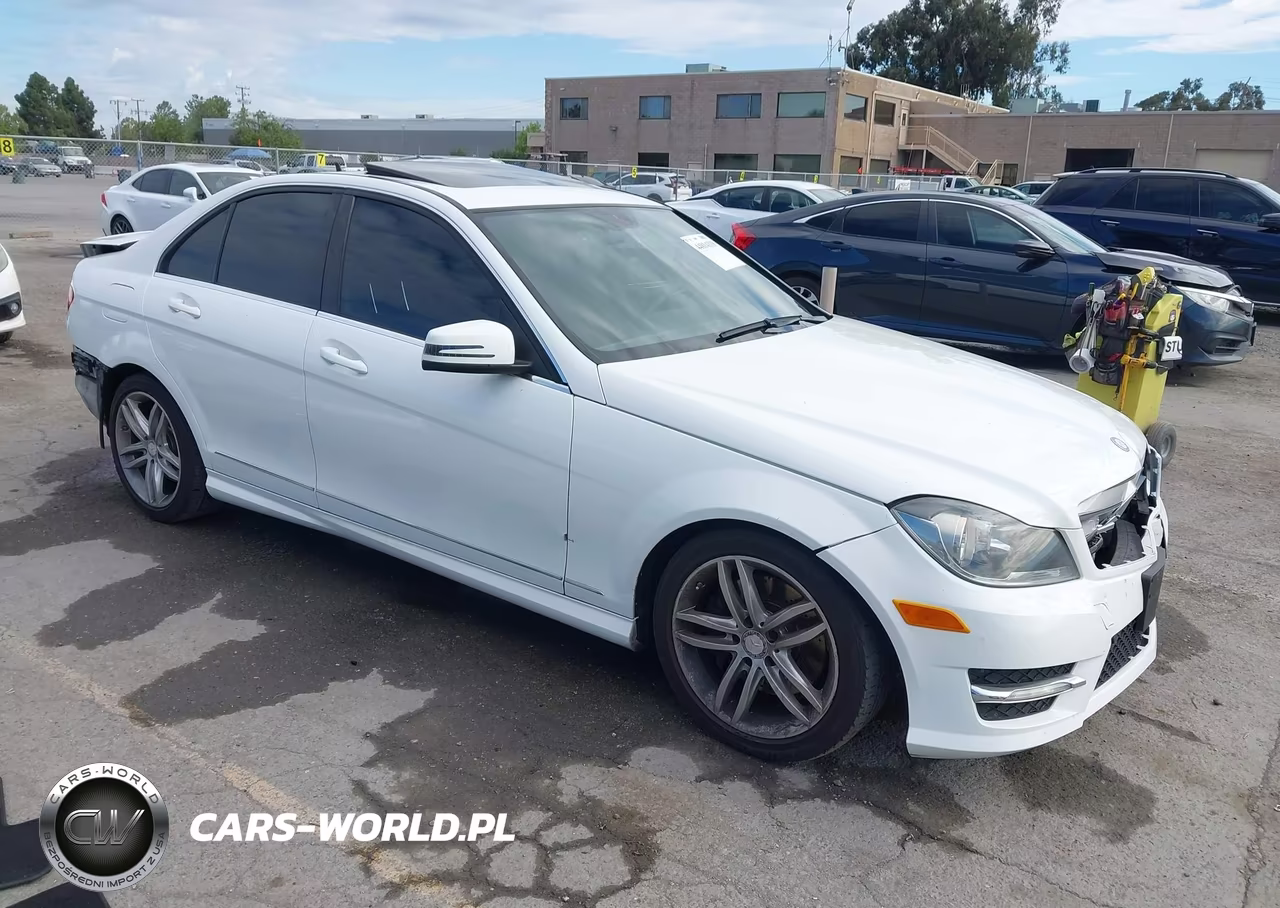 2013 Mercedes-Benz C 300 Sport 4Matic