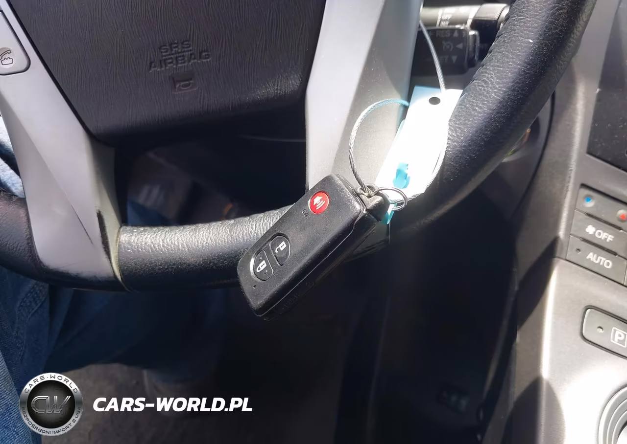2013 Toyota Prius Four VIN:JTDKN3DU3D0349331 - 11