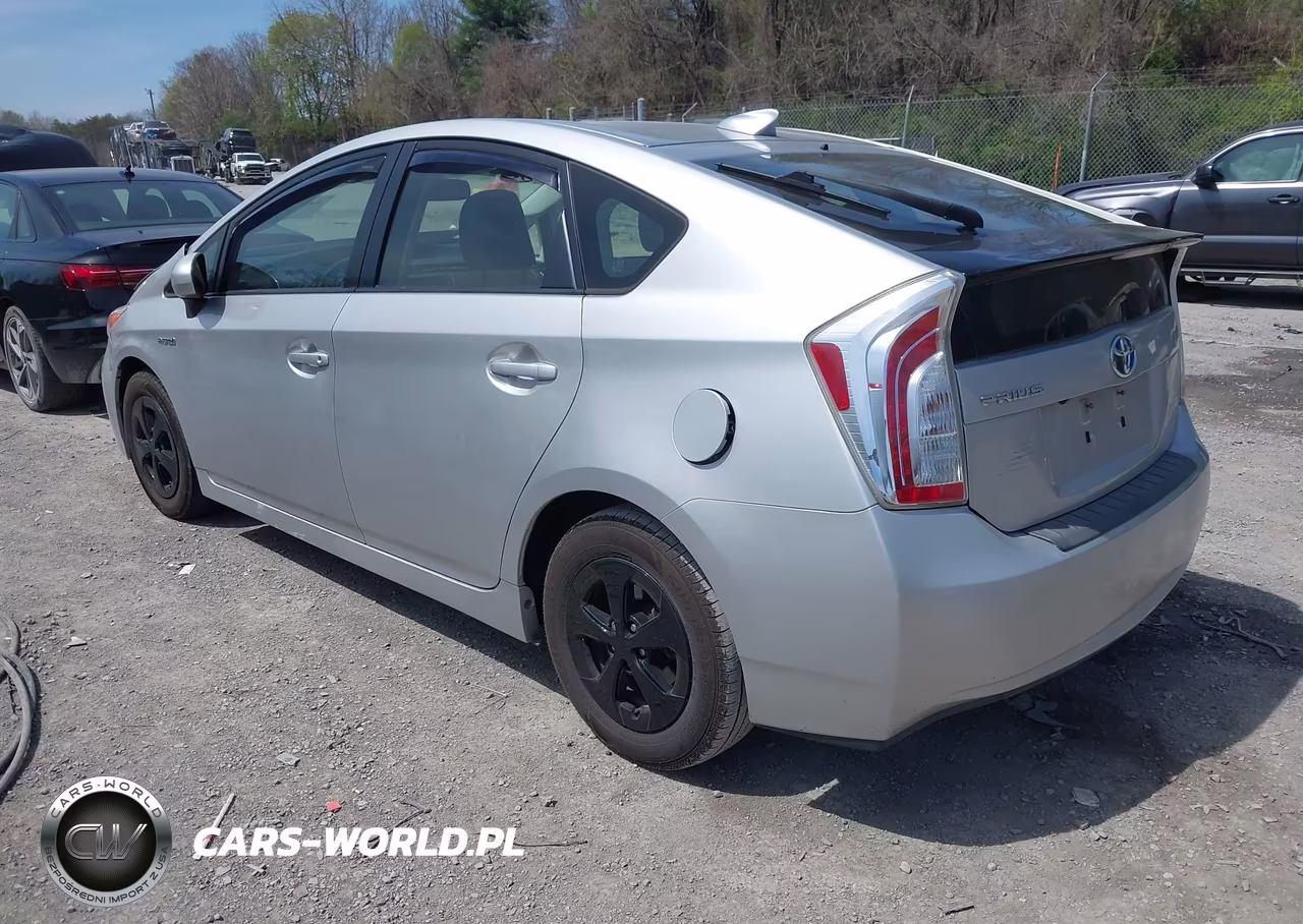 2013 Toyota Prius Four VIN:JTDKN3DU3D0349331 - 3