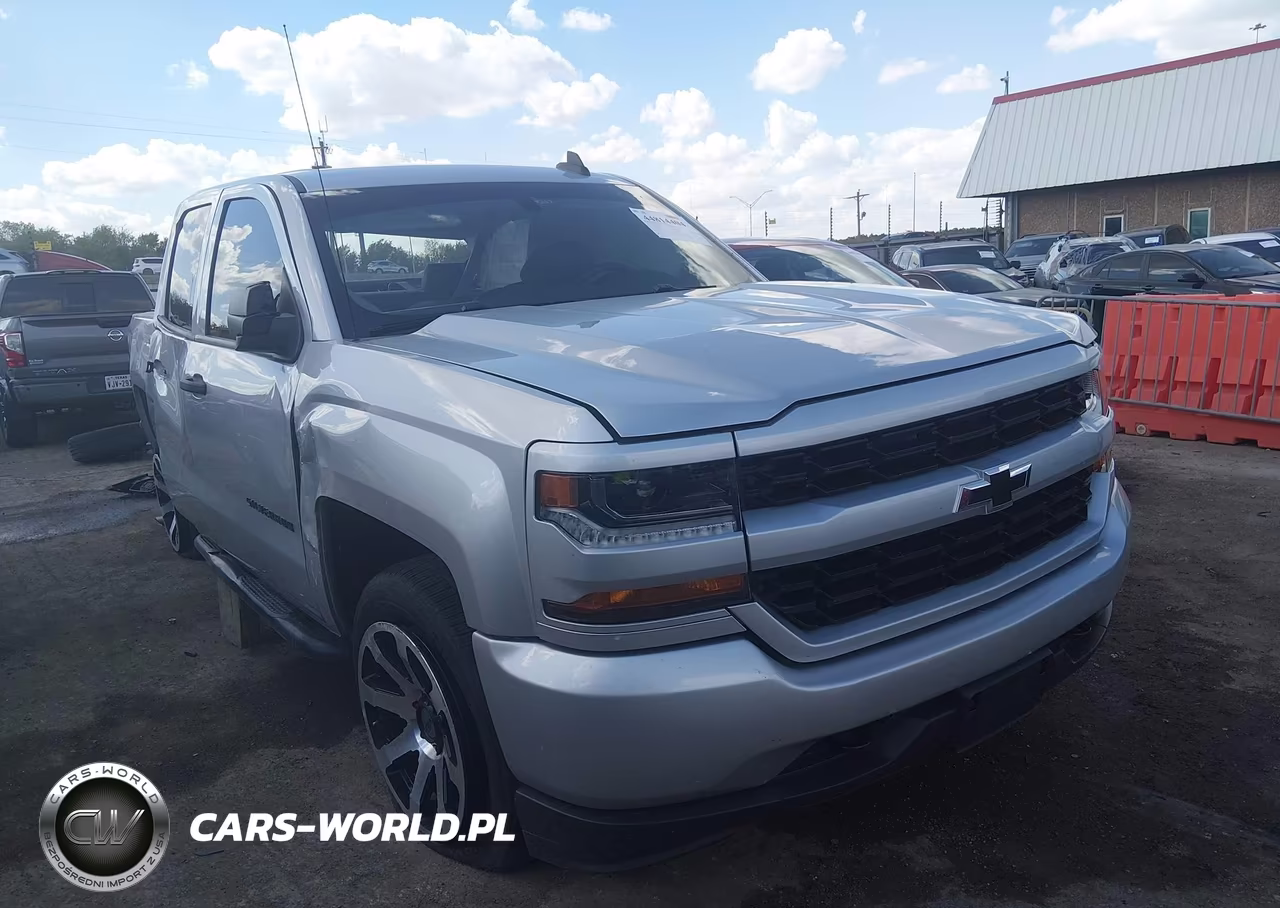 2018 Chevrolet Silverado 1500 Custom – zdjęcie 1 z 17