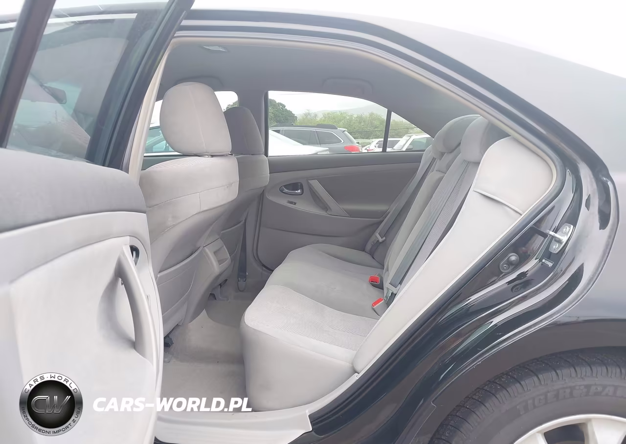 2010 Toyota Camry Le VIN:4T1BF3EK3AU090589 - 8