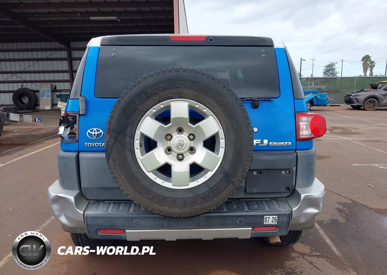 2007 Toyota Fj Cruiser VIN:JTEZU11FX70014613 - 16