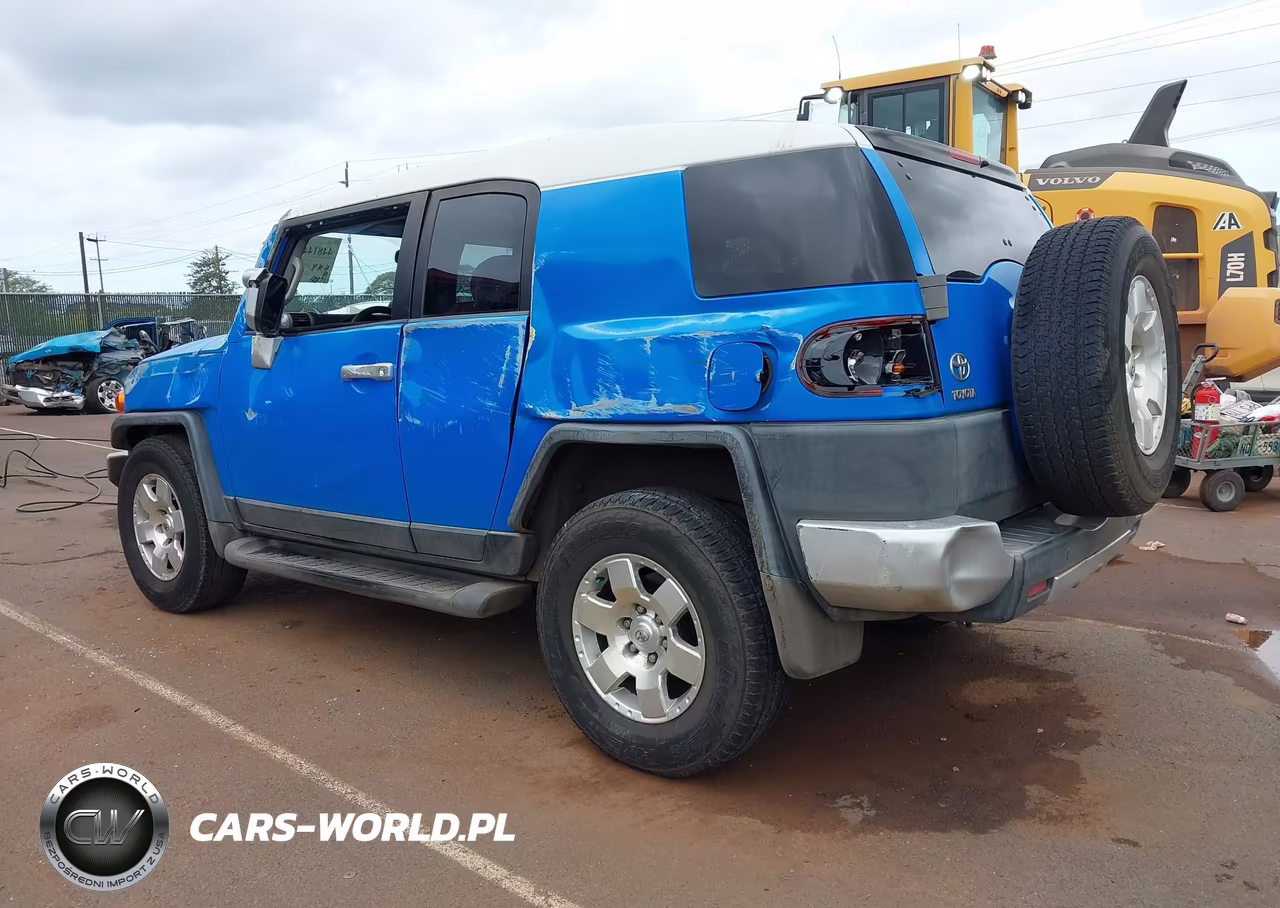 2007 Toyota Fj Cruiser VIN:JTEZU11FX70014613 - 6