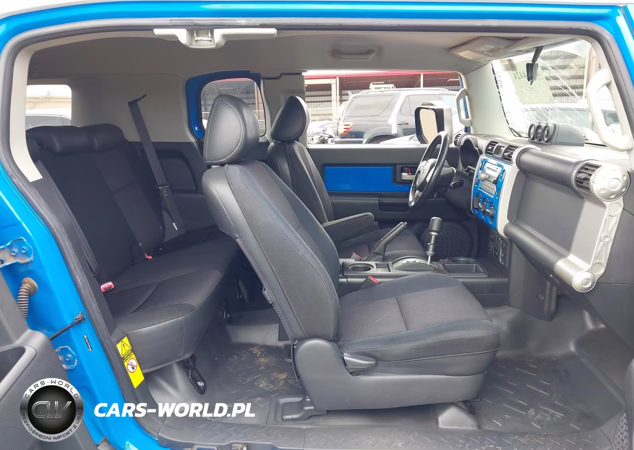 2007 Toyota Fj Cruiser VIN:JTEZU11FX70014613 - 8