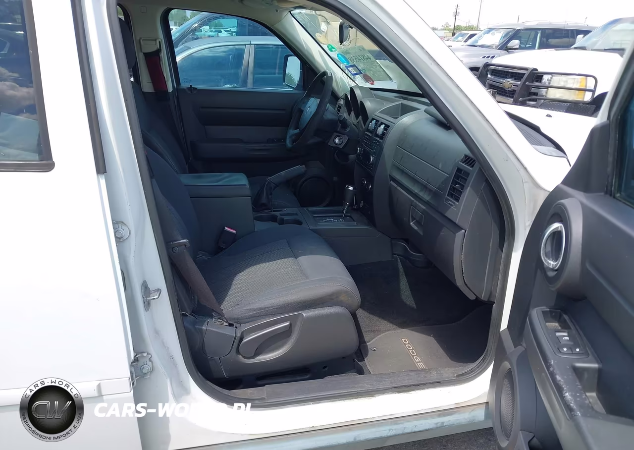 2011 Dodge Nitro Heat VIN:1D4PT4GK3BW590332 - 5
