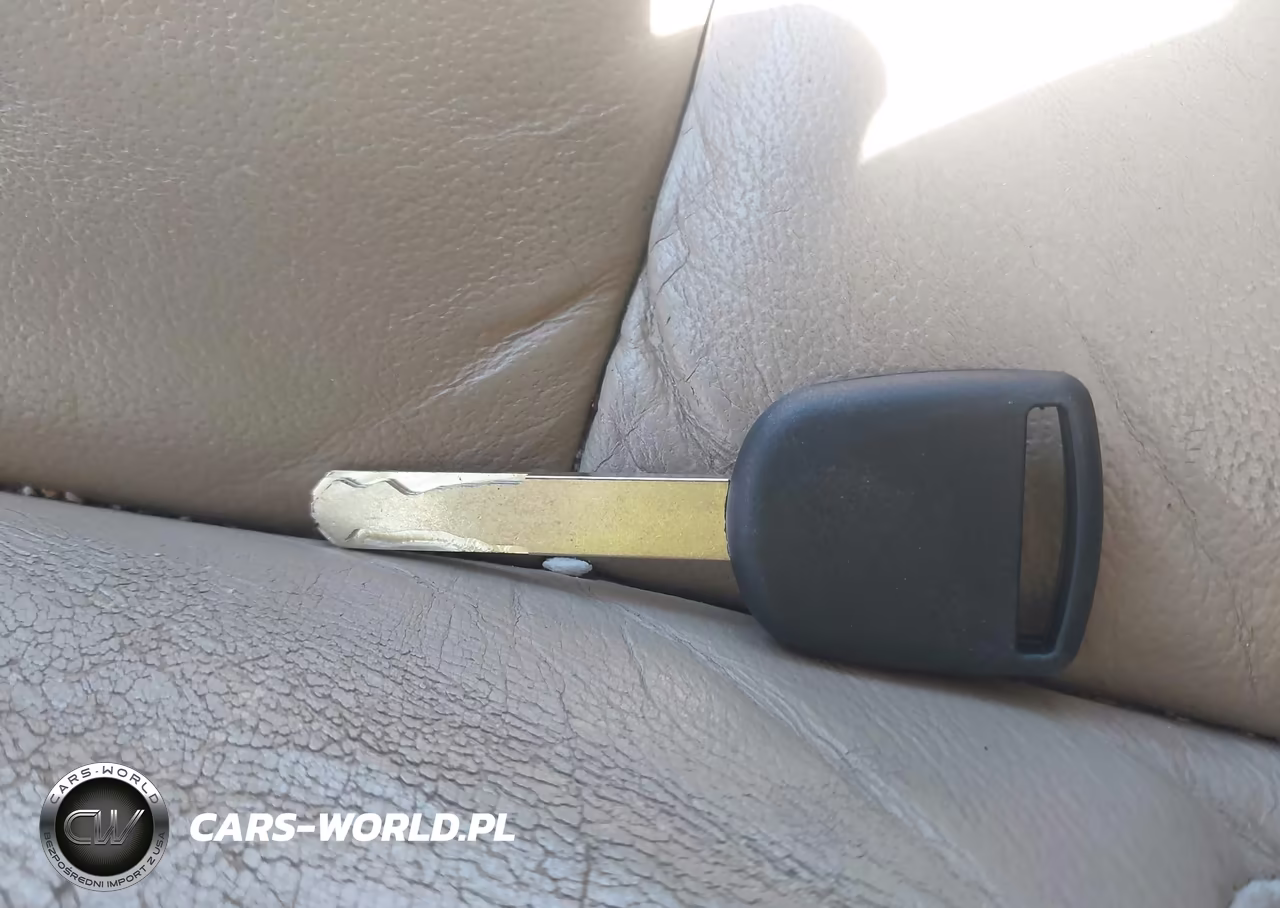 2011 Honda Accord 2.4 Ex-L VIN:1HGCP2F80BA086748 - 11