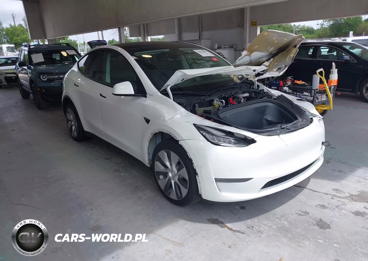2022 Tesla Model Y Long Range Dual Motor All-Wheel Drive – zdjęcie 1 z 21