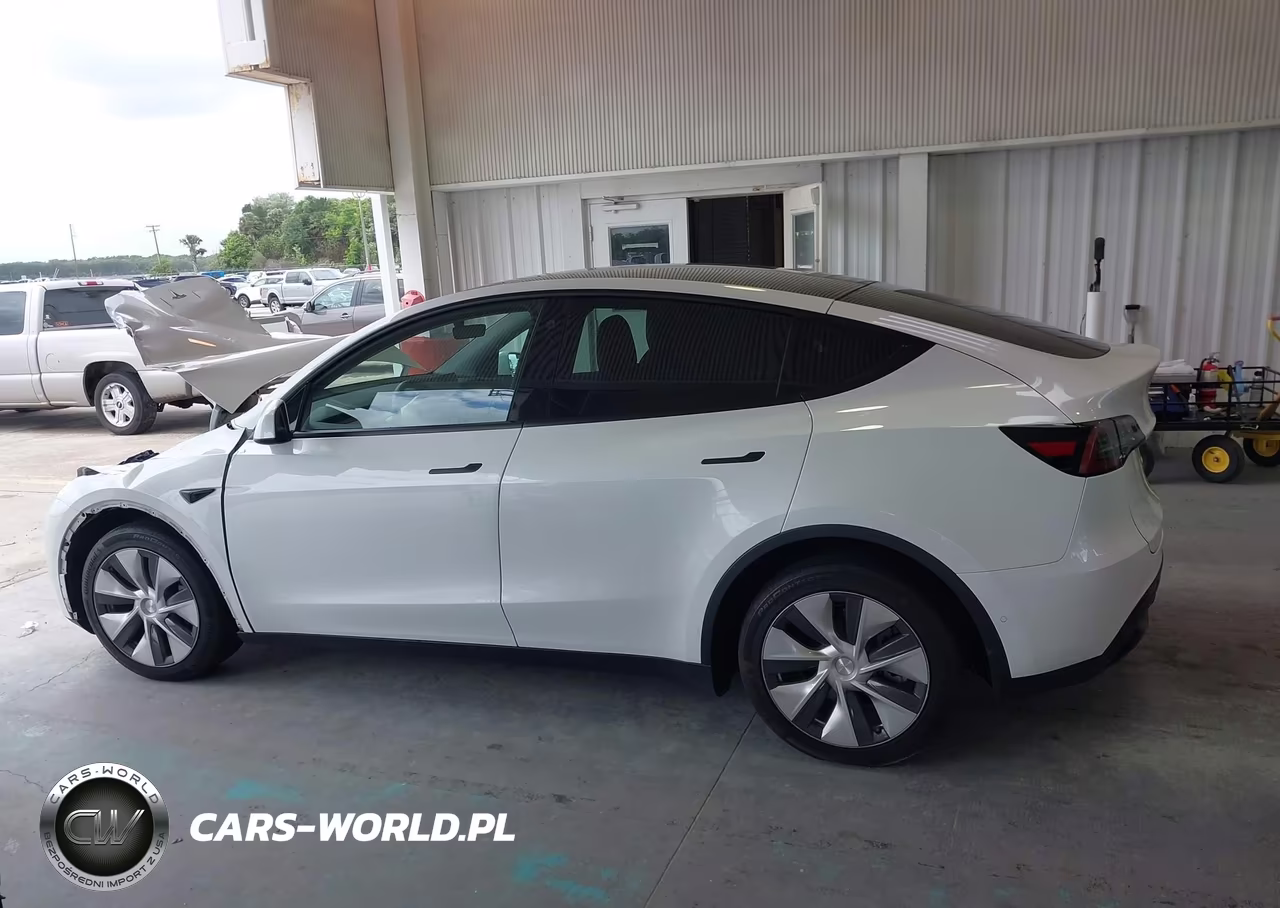 2022 Tesla Model Y Long Range Dual Motor All-Wheel Drive VIN:7SAYGDEEXNF369602 - 15