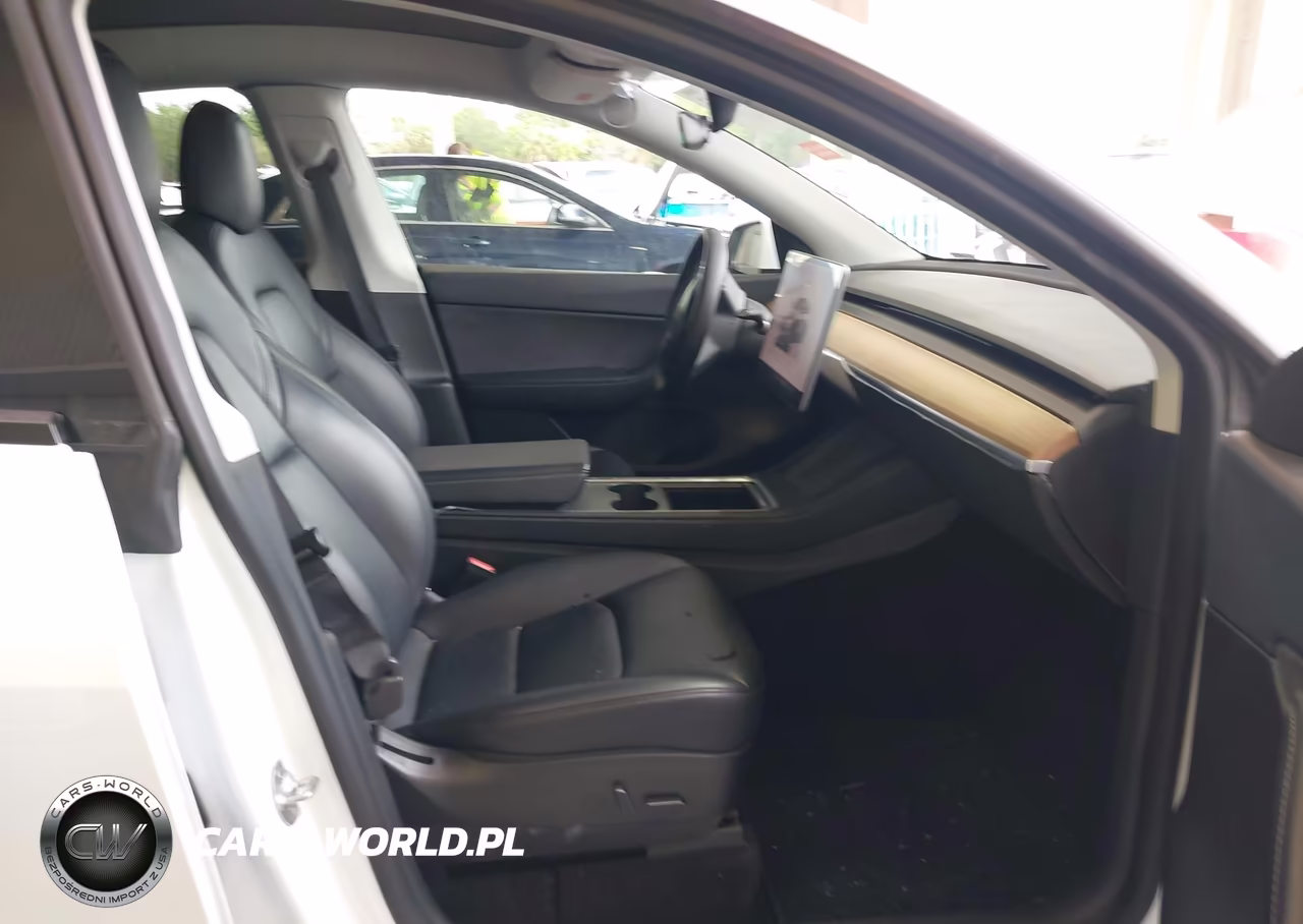 2022 Tesla Model Y Long Range Dual Motor All-Wheel Drive VIN:7SAYGDEEXNF369602 - 5