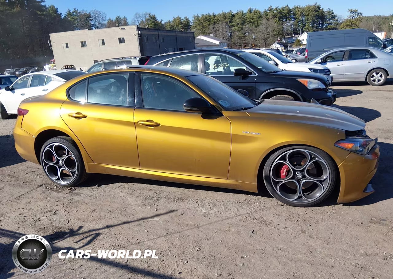 2023 Alfa Romeo Giulia Veloce Awd VIN:ZARFANBN1P7669060 - 13