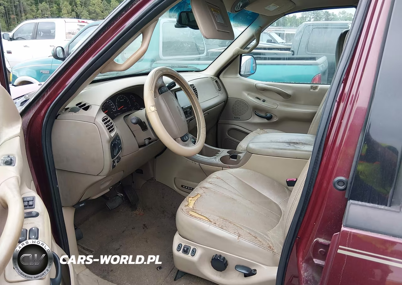 2000 Ford Expedition Eddie Bauer VIN:1FMRU17L2YLA52057 - 5