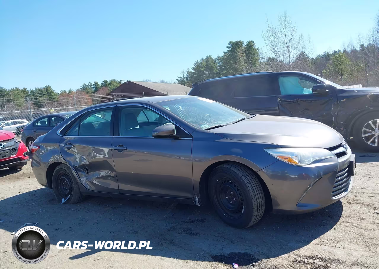 2017 Toyota Camry Le VIN:4T1BF1FK7HU274723 - 13