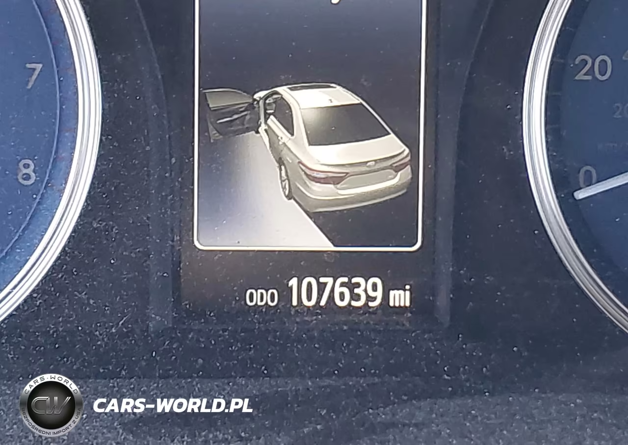 2017 Toyota Camry Le VIN:4T1BF1FK7HU274723 - 15