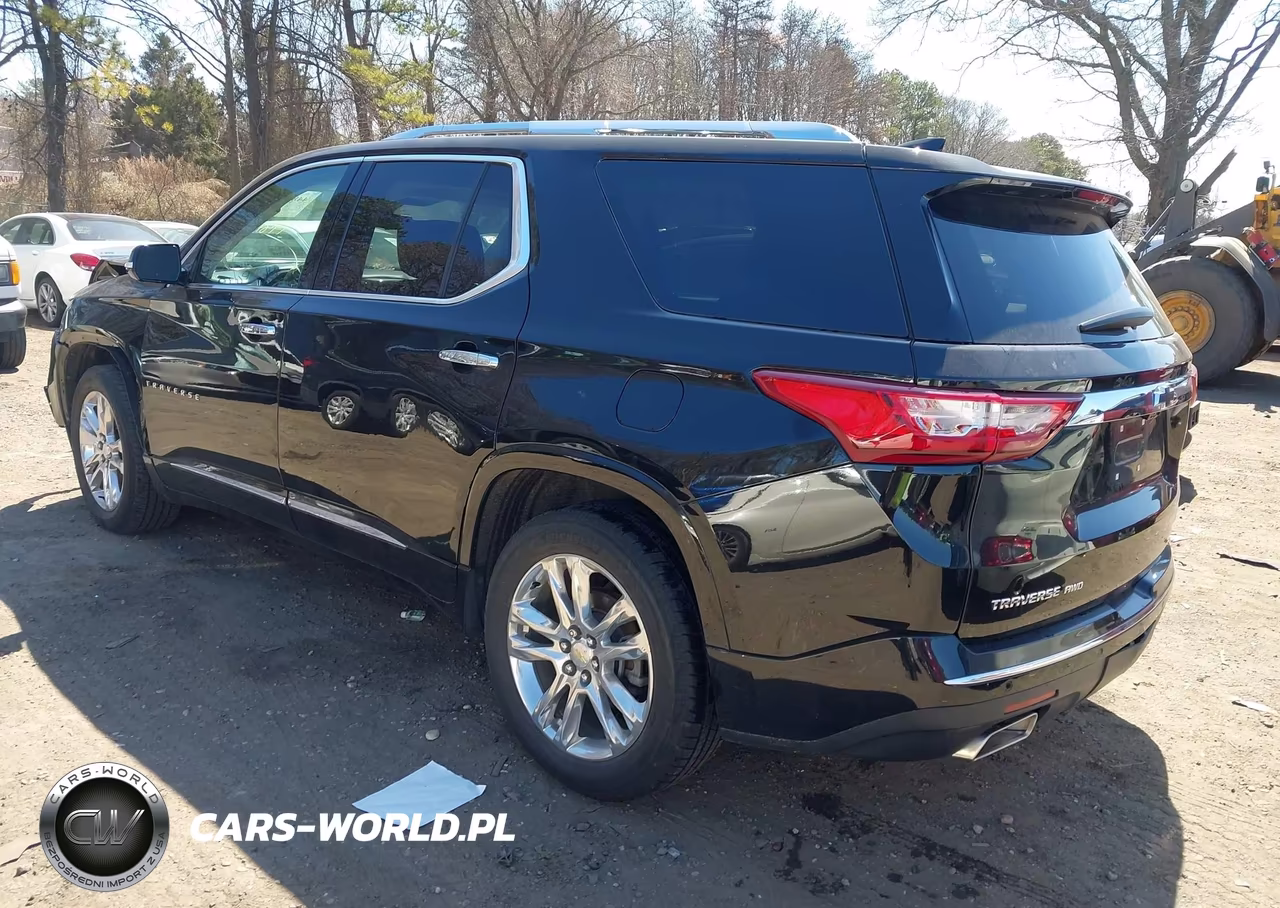 2018 Chevrolet Traverse High Country VIN:1GNEVKKW5JJ229572 - 3