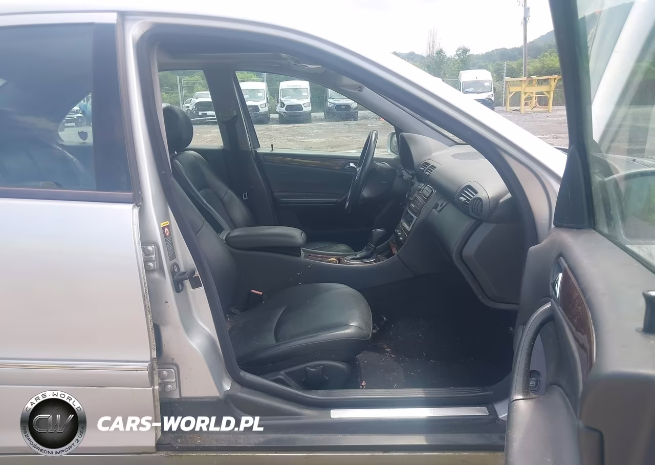 2003 Mercedes-Benz C 240 VIN:WDBRF81J03F354757 - 5