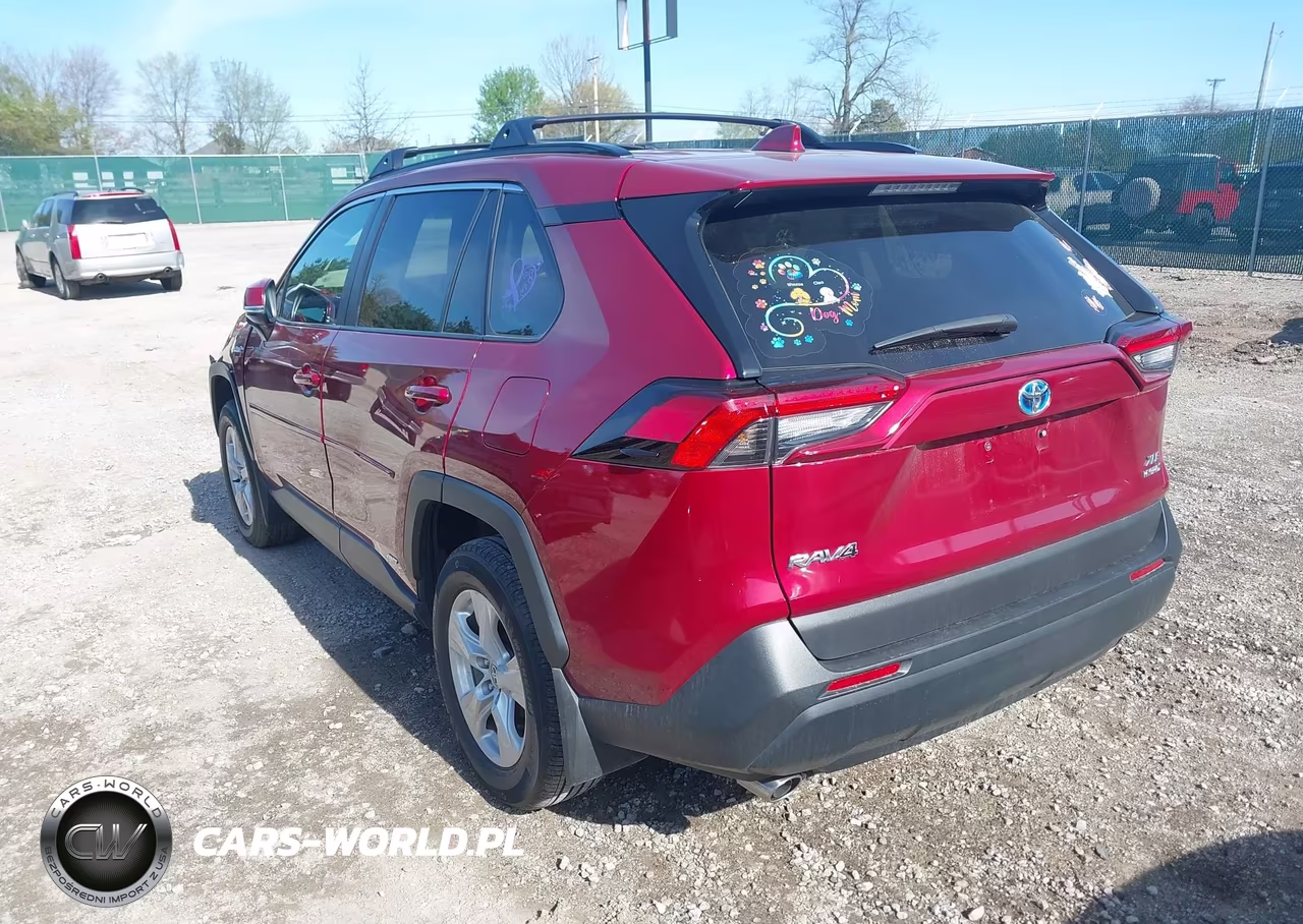 2021 Toyota Rav4 Hybrid Xle VIN:2T3R6RFV7MW014301 - 3