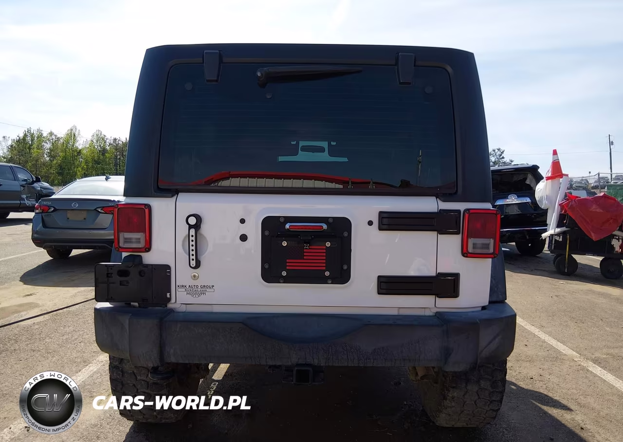 2017 Jeep Wrangler Unlimited Sport 4X4 VIN:1C4BJWDG2HL547300 - 16