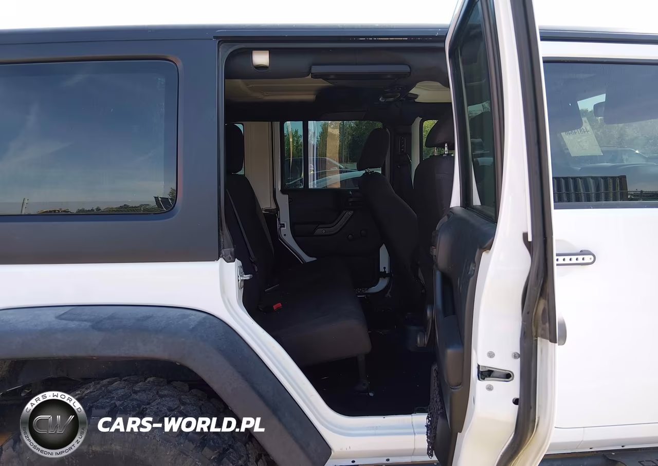 2017 Jeep Wrangler Unlimited Sport 4X4 VIN:1C4BJWDG2HL547300 - 8