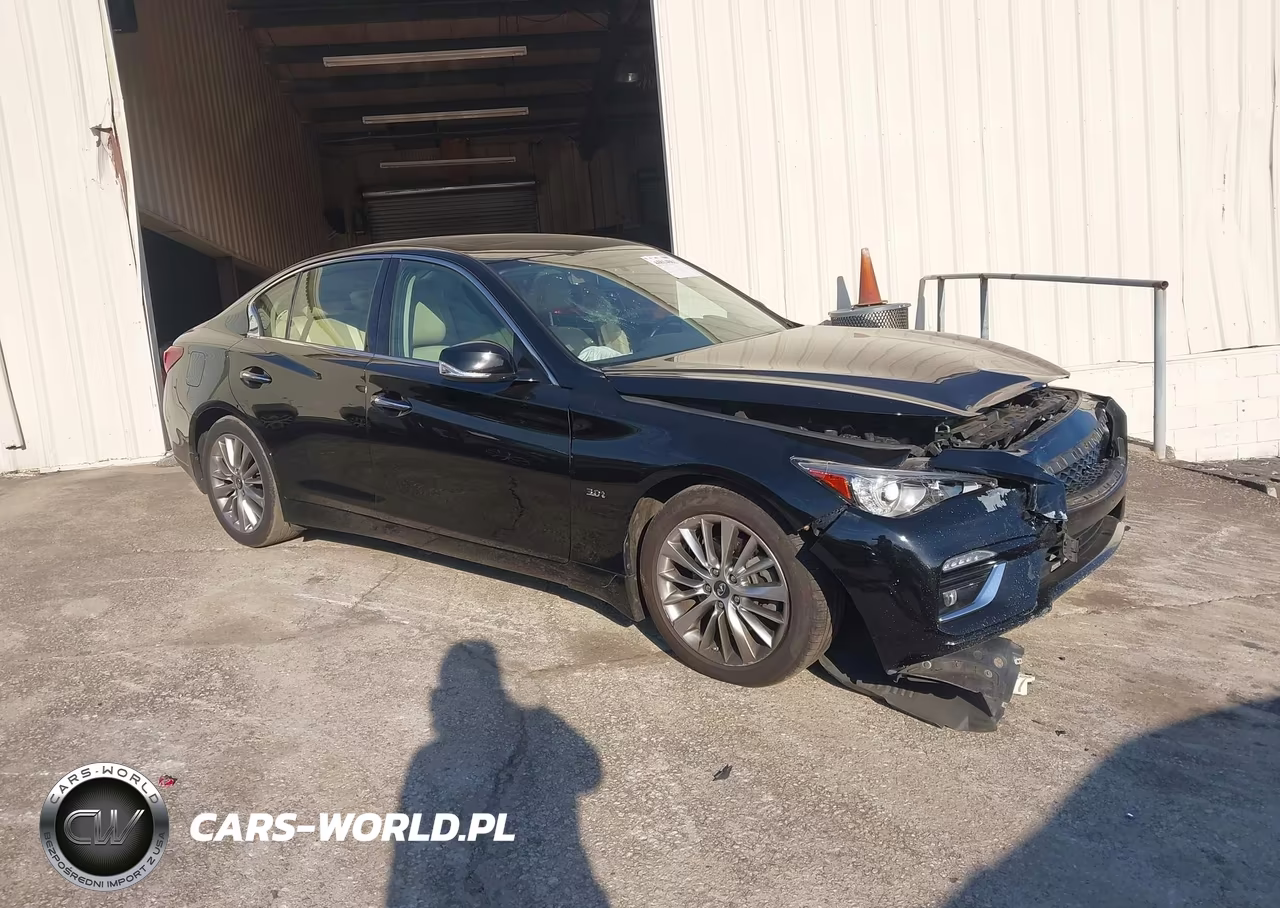 2018 Infiniti Q50 3.0T Luxe – zdjęcie 1 z 16