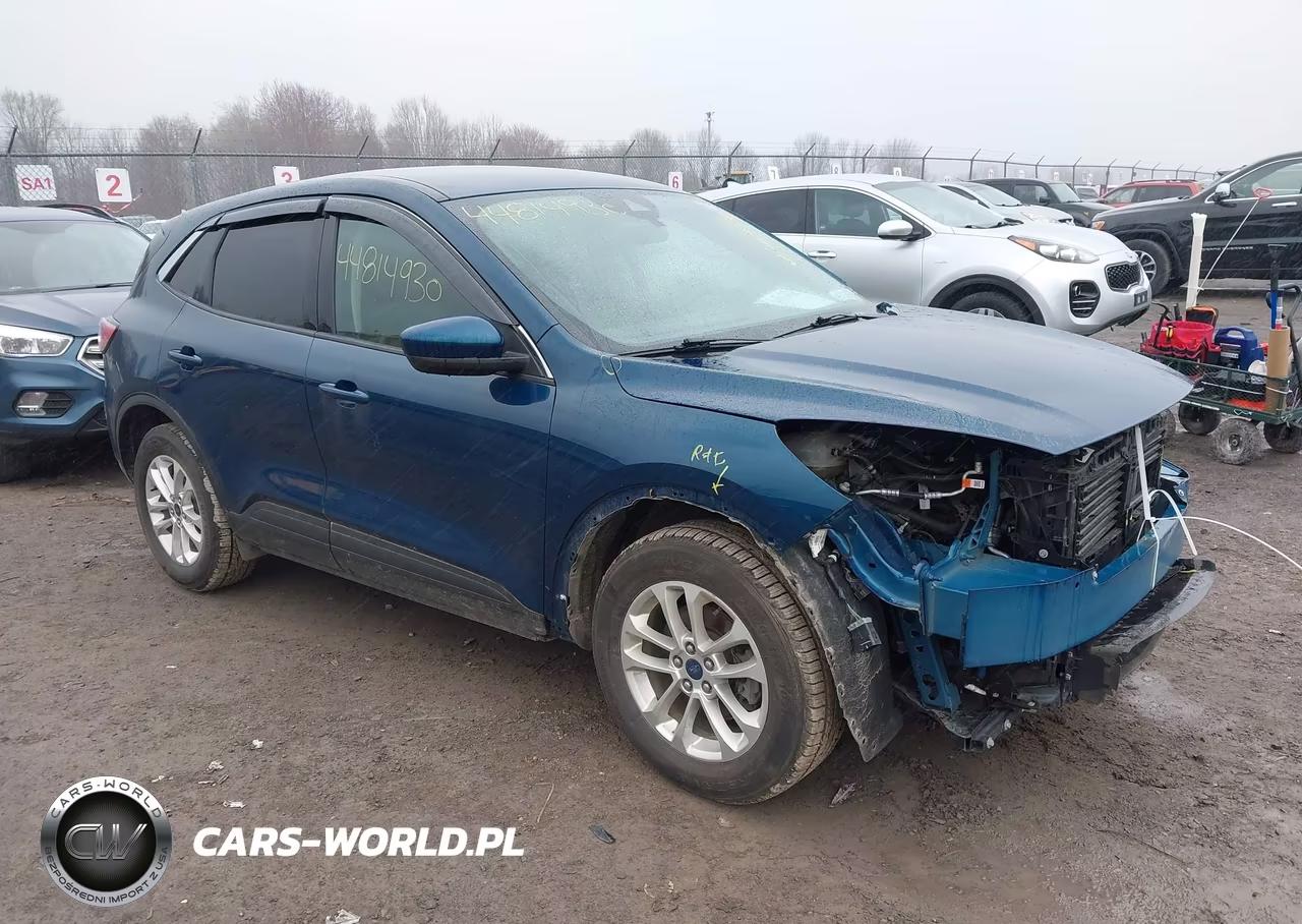 2020 Ford Escape Se