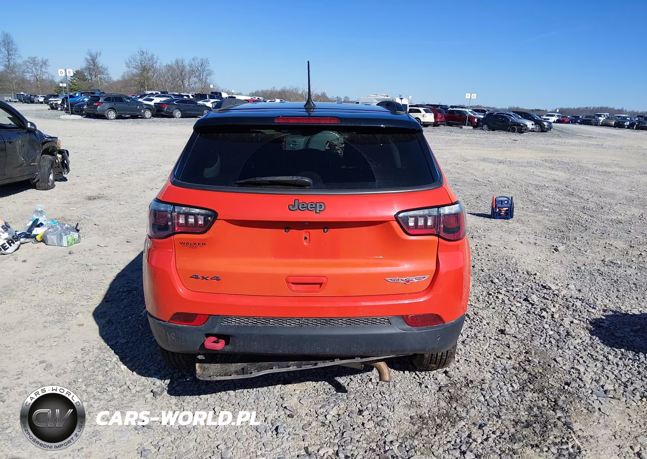 2017 Jeep New Compass Trailhawk 4X4 VIN:3C4NJDDB2HT688281 - 17