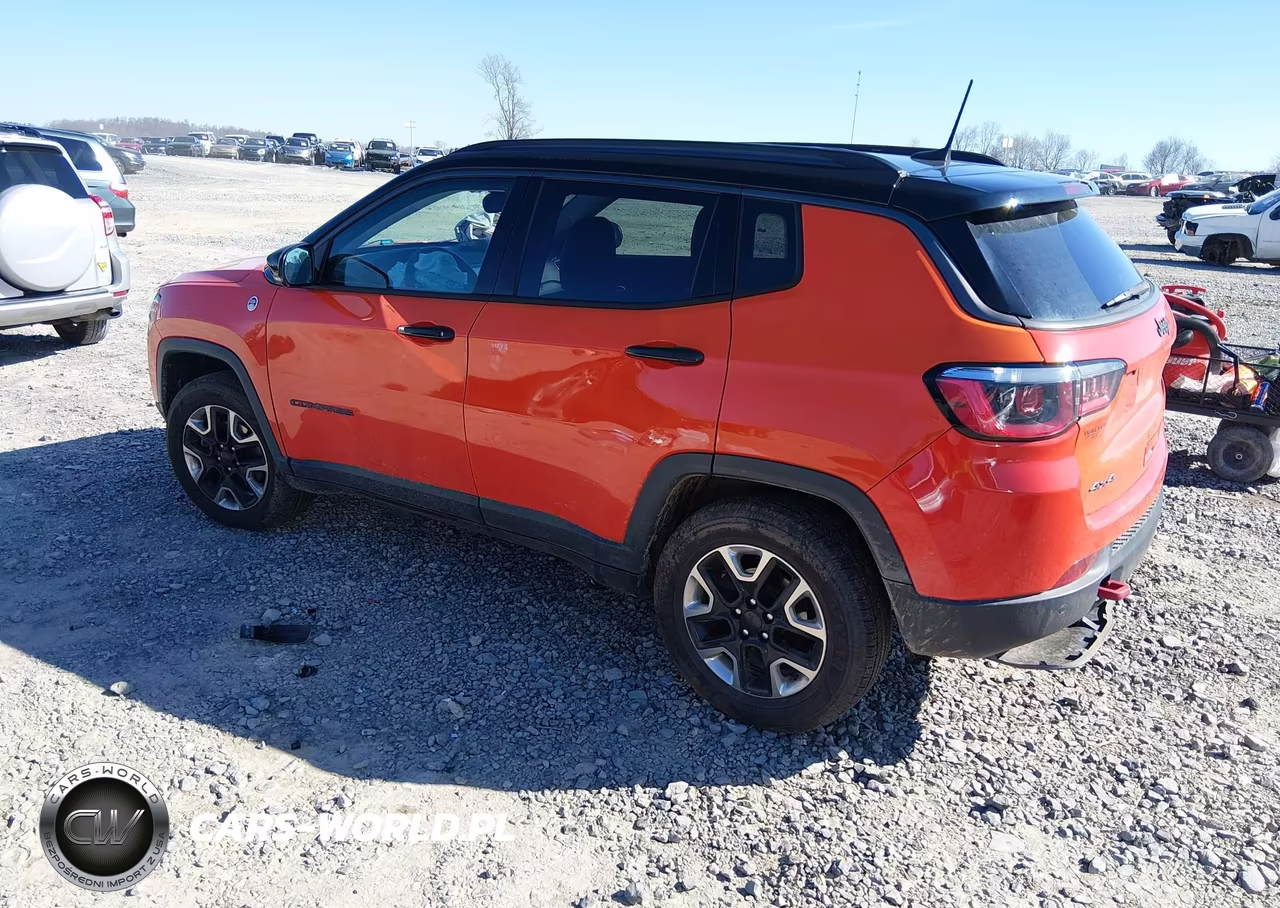 2017 Jeep New Compass Trailhawk 4X4 VIN:3C4NJDDB2HT688281 - 3