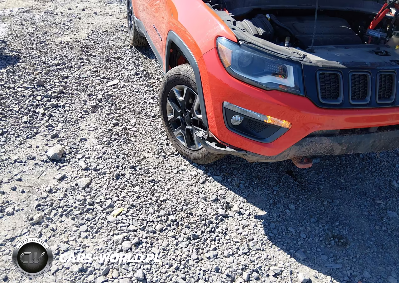 2017 Jeep New Compass Trailhawk 4X4 VIN:3C4NJDDB2HT688281 - 6
