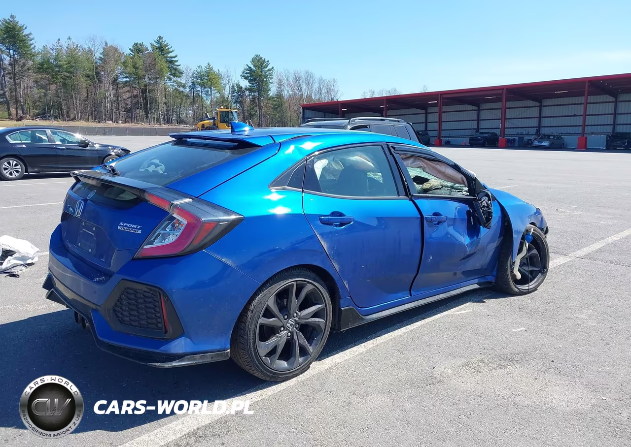 2019 Honda Civic Sport Touring VIN:SHHFK7H94KU417639 - 4