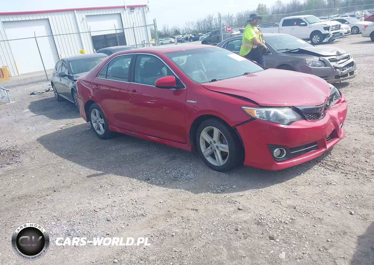 2014 Toyota Camry Hybrid Se Limited Edition