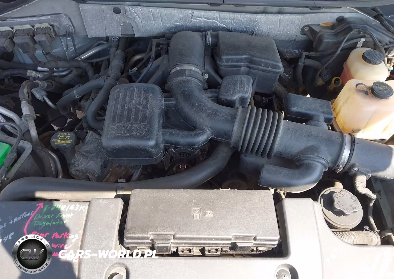 2010 Ford Expedition Xlt VIN:1FMJU1G50AEB58905 - 10