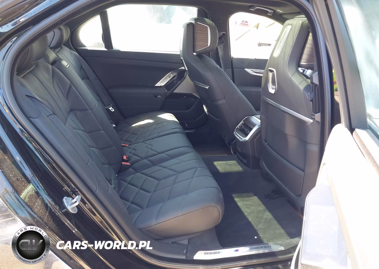 2026 BMW I7 xDrive60 VIN:WBY53EJ07TCW31936 - 8