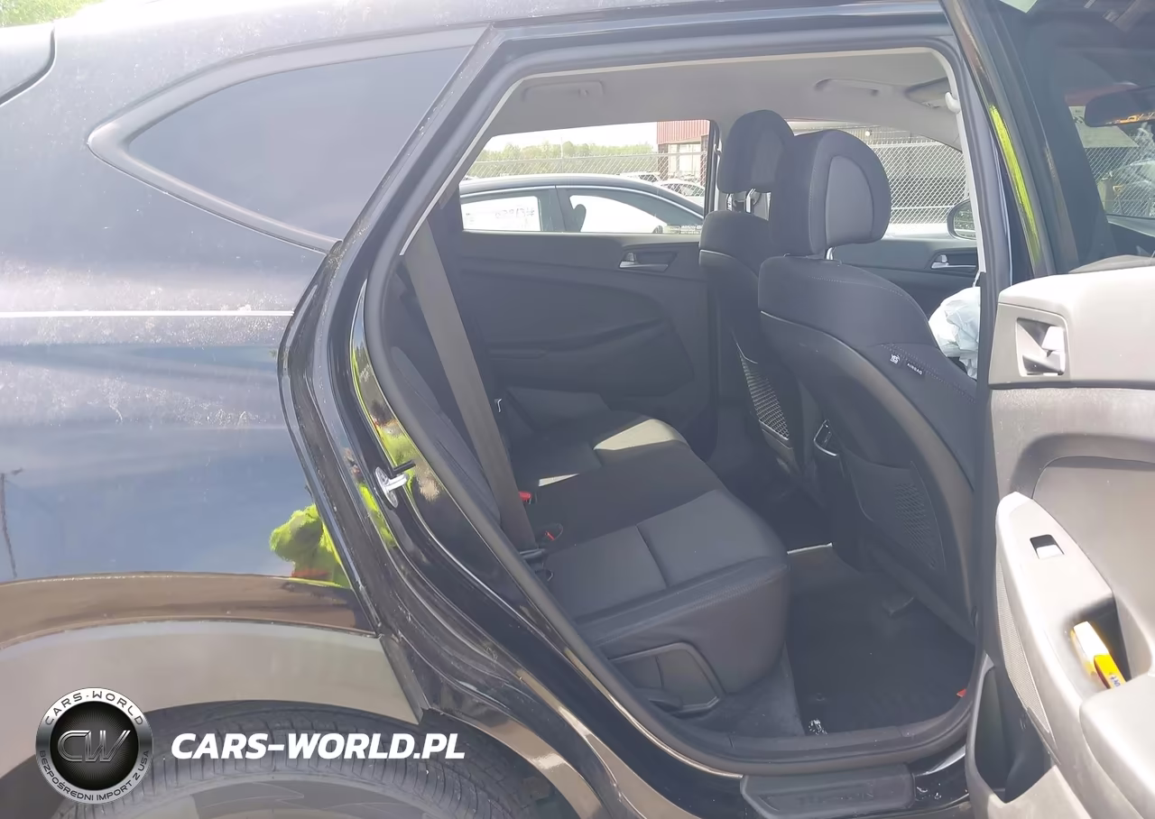 2017 Hyundai Tucson Sport VIN:KM8J33A28HU524400 - 8