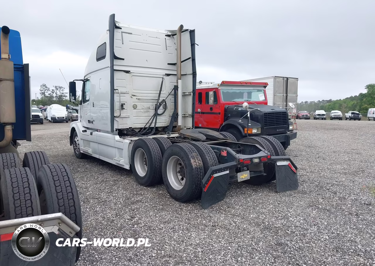 2016 Volvo Vn VIN:4V4NC9EH7GN945576 - 3