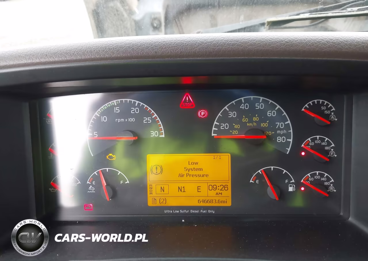 2016 Volvo Vn VIN:4V4NC9EH7GN945576 - 5
