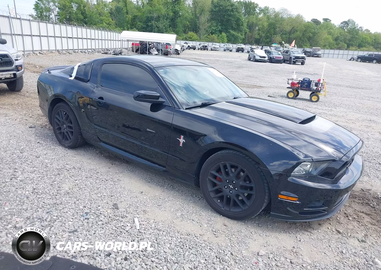 2013 Ford Mustang V6 Premium