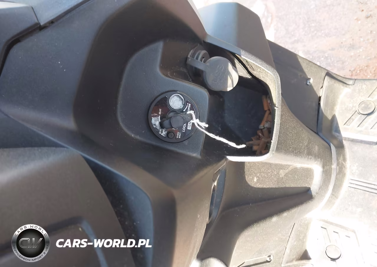 2025 Yamaha Yw125 VIN:RKRSEH9Y8SA007897 - 11