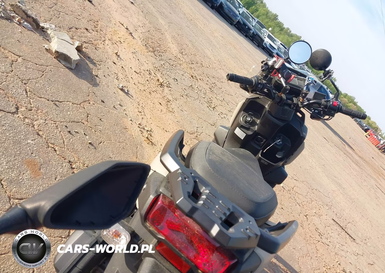 2025 Yamaha Yw125 VIN:RKRSEH9Y8SA007897 - 3