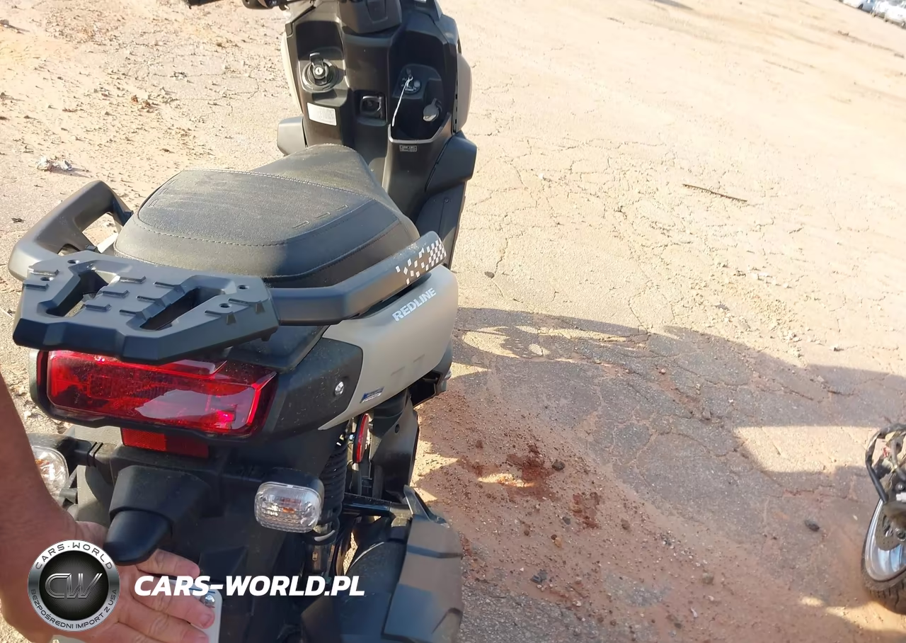 2025 Yamaha Yw125 VIN:RKRSEH9Y8SA007897 - 4